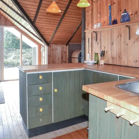 Three-bedroom Holiday In Semesterbostad