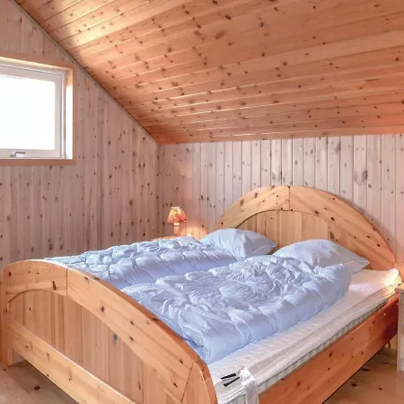 Three-bedroom Holiday In Semesterbostad